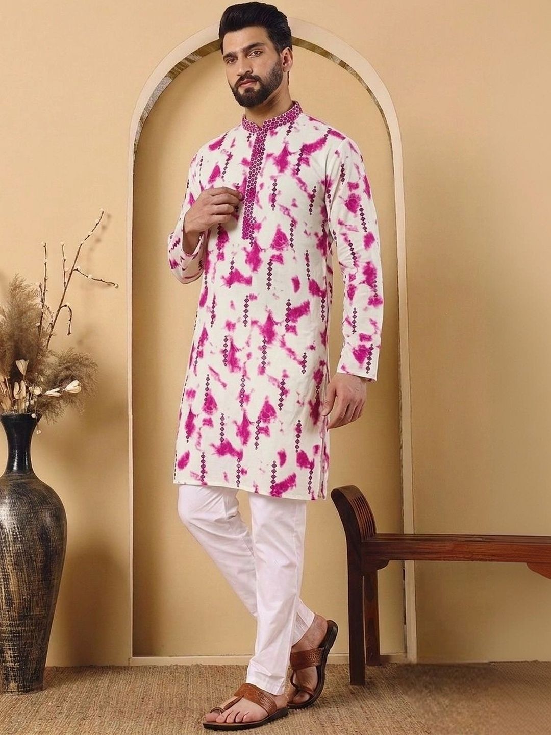 CHIRASVI Men Leheriya Printed Thread Work Indie Prints Kurta-picture-32
