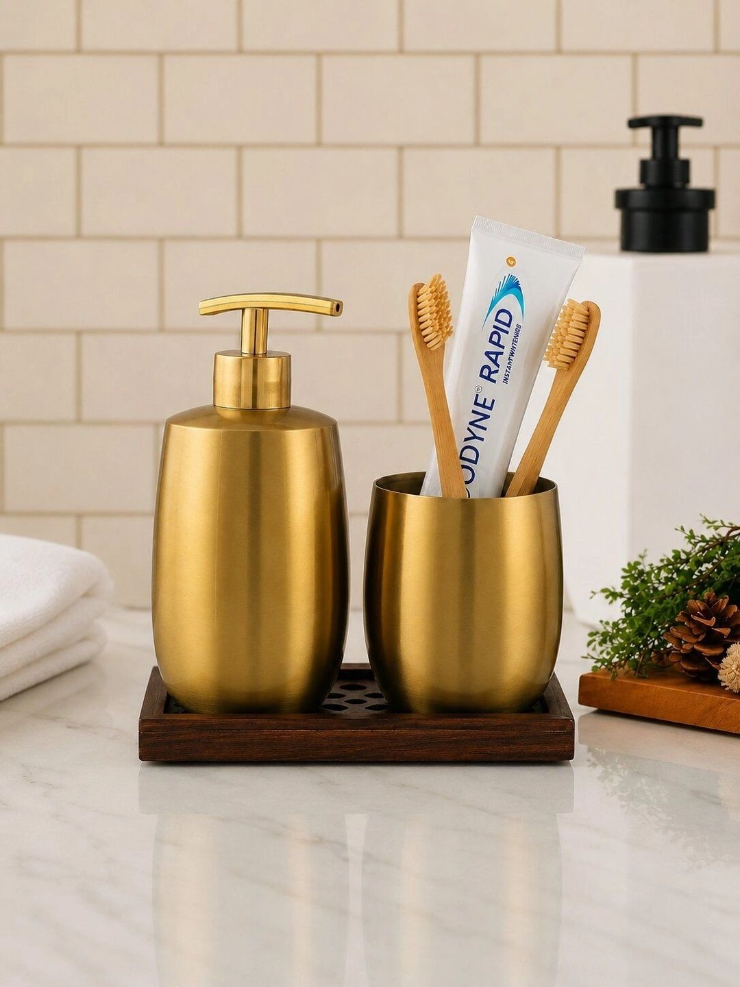GRD INTERNATIONAL Gold-Toned 3 piece Textured Stainless Steel Bath Accessories Set-image-16