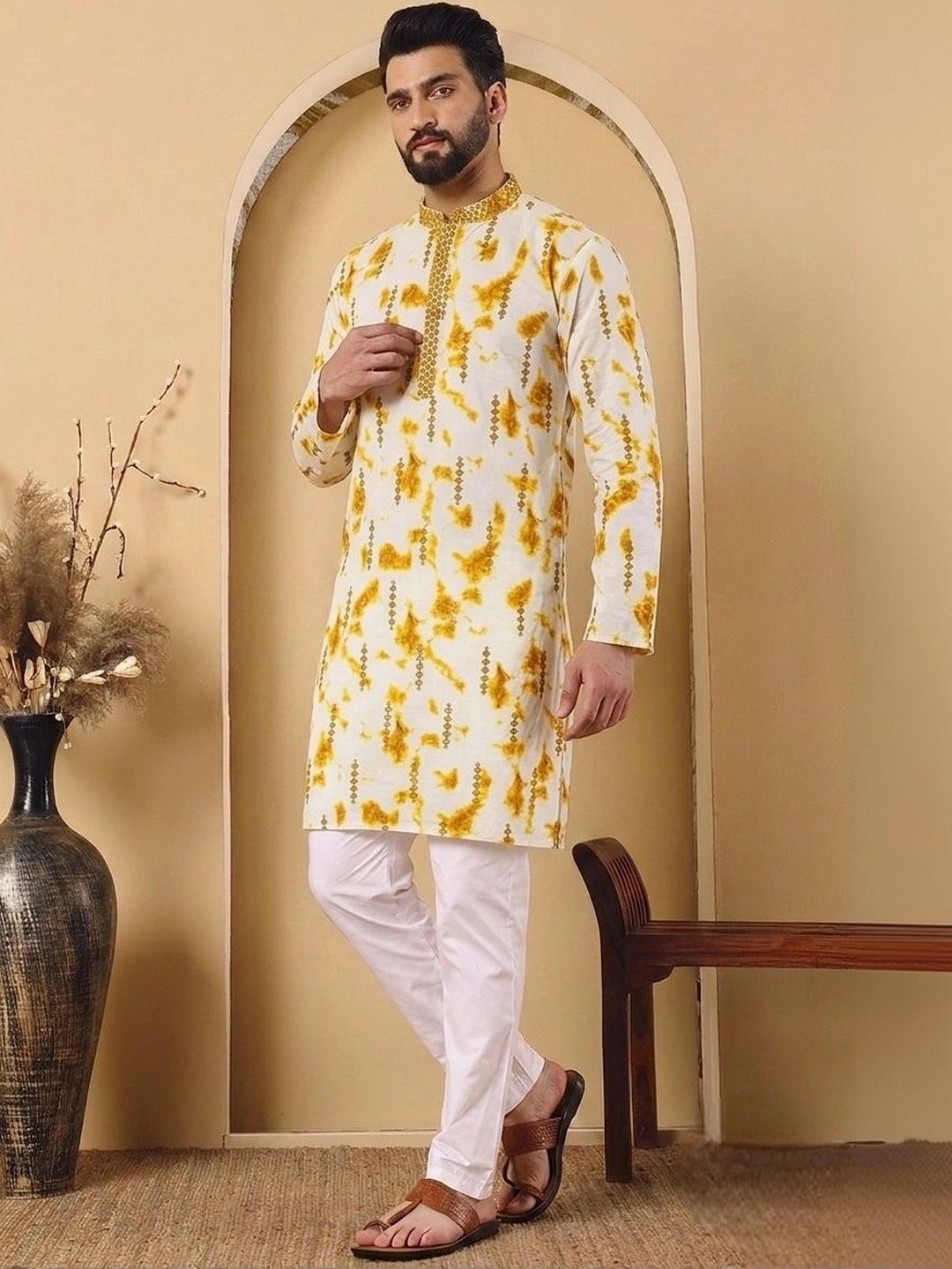 Shiv Leela Men Printed Thread Work Kurta-picture-13