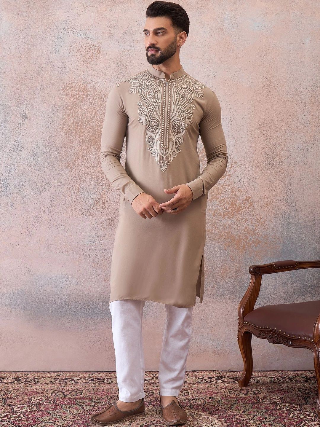 House of Pataudi Men Embroidered Thread Work Kurta-picture-55