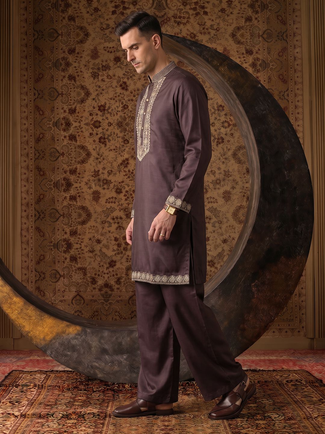 House of Pataudi Jashn Ethnic Motifs Embroidered Kurta with Trousers-picture-50