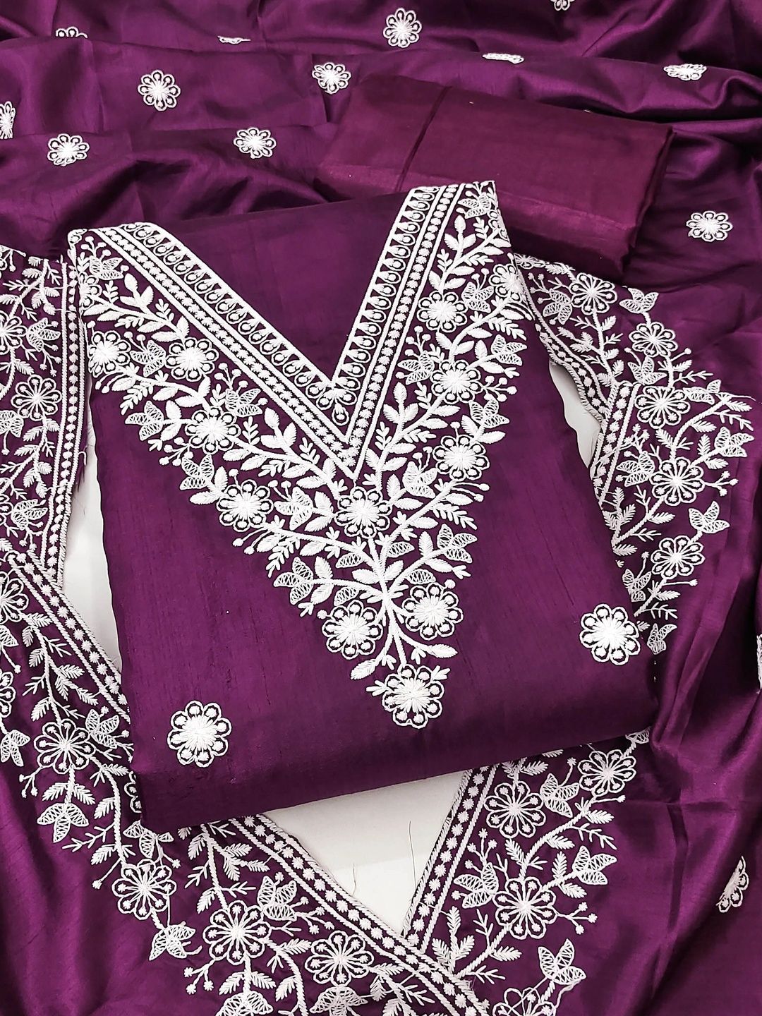 Maroosh Embroidered Unstitched Dress Material-picture-26