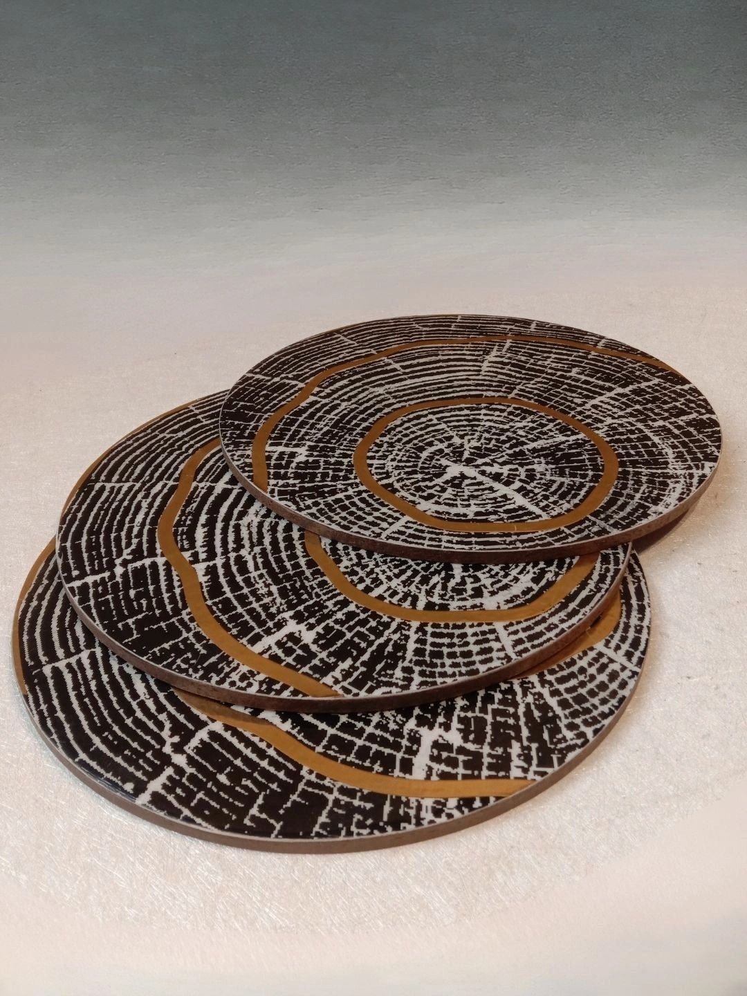 THE HOME CO. 3-Pcs Grey & Black Printed Round Table Placemats-picture-27