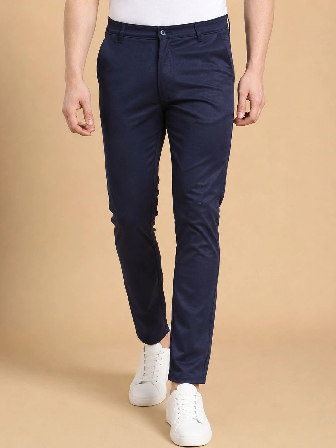 Roadster Men Relaxed Tapered Fit Easy Wash Chinos Trousers-picture-34