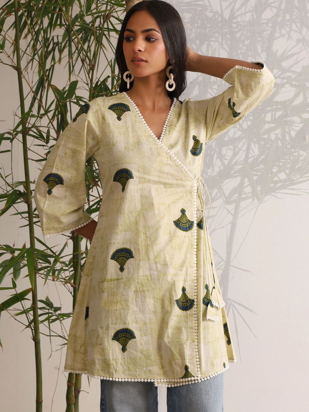Khushal K Floral Printed V-Neck Pure Cotton Kurti-picture-29