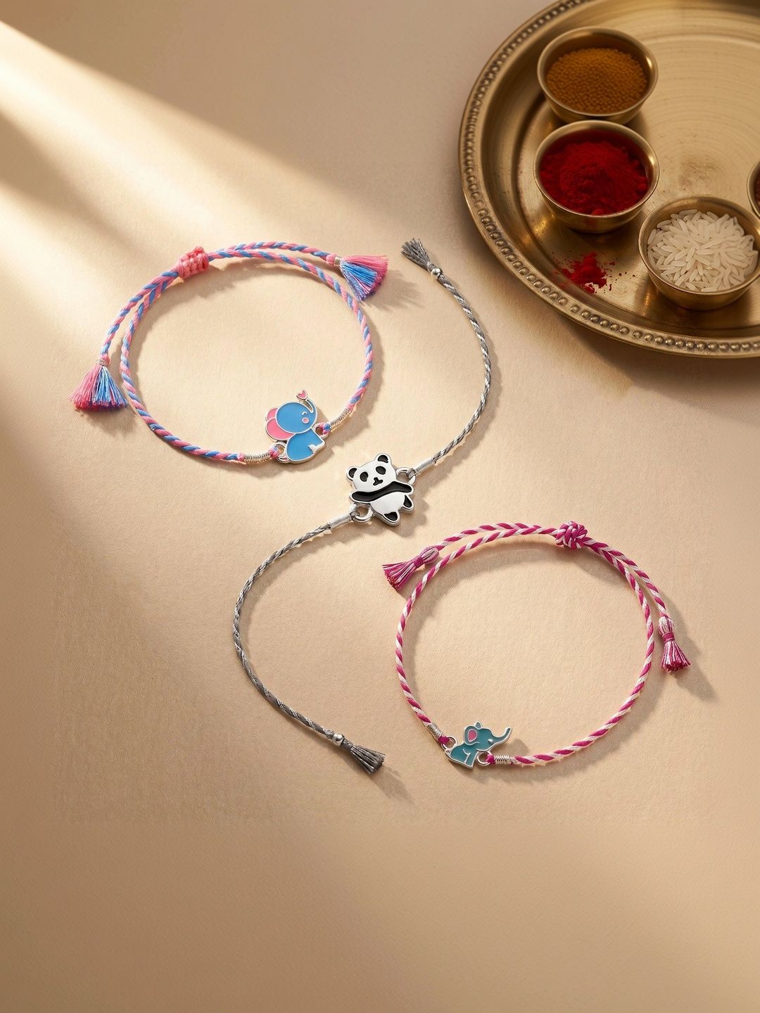 GIVA Thread Rakhi-picture-42