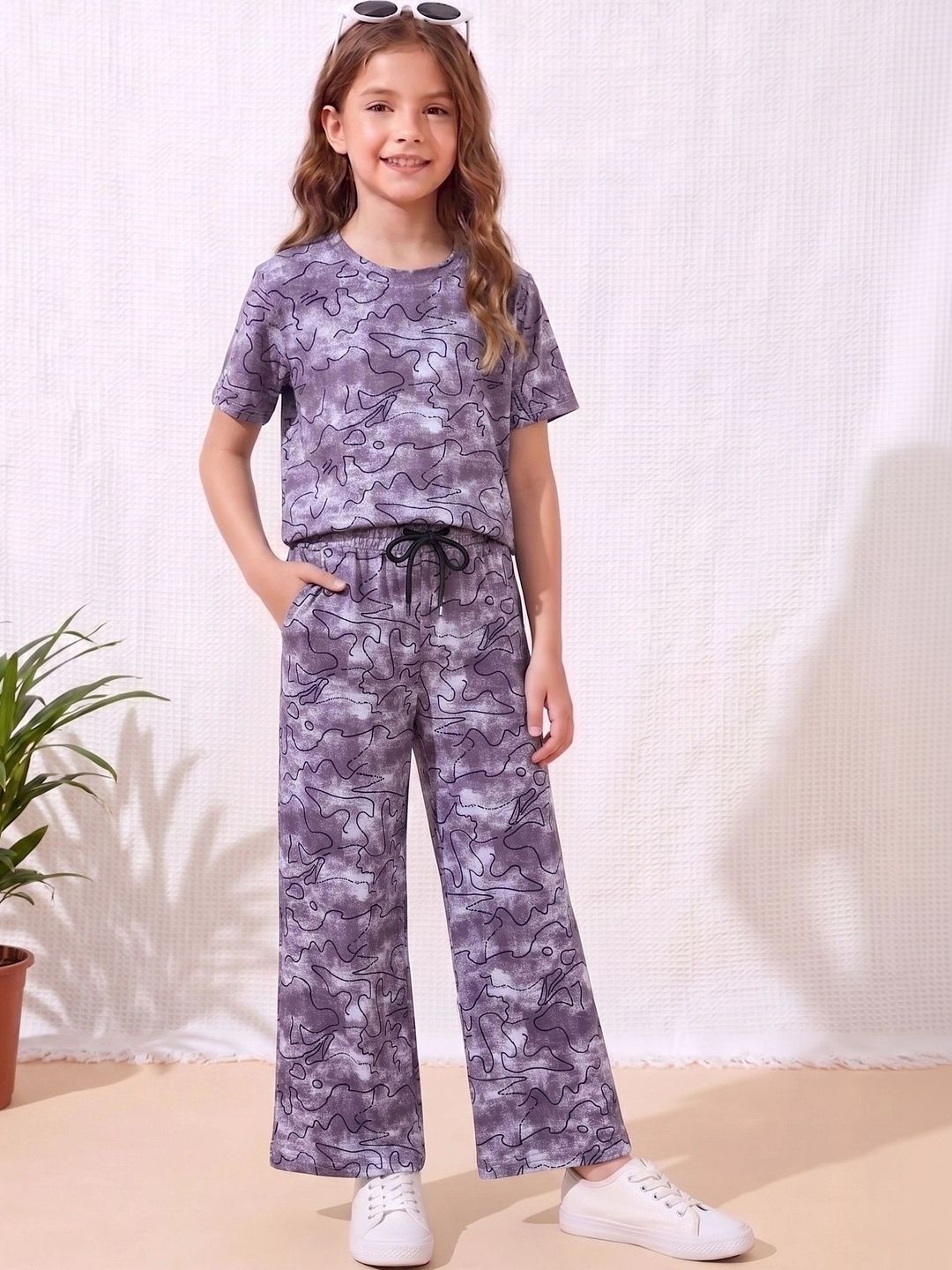 VOGAAN JUNIOR Girls Printed T-shirt with Trousers-picture-50