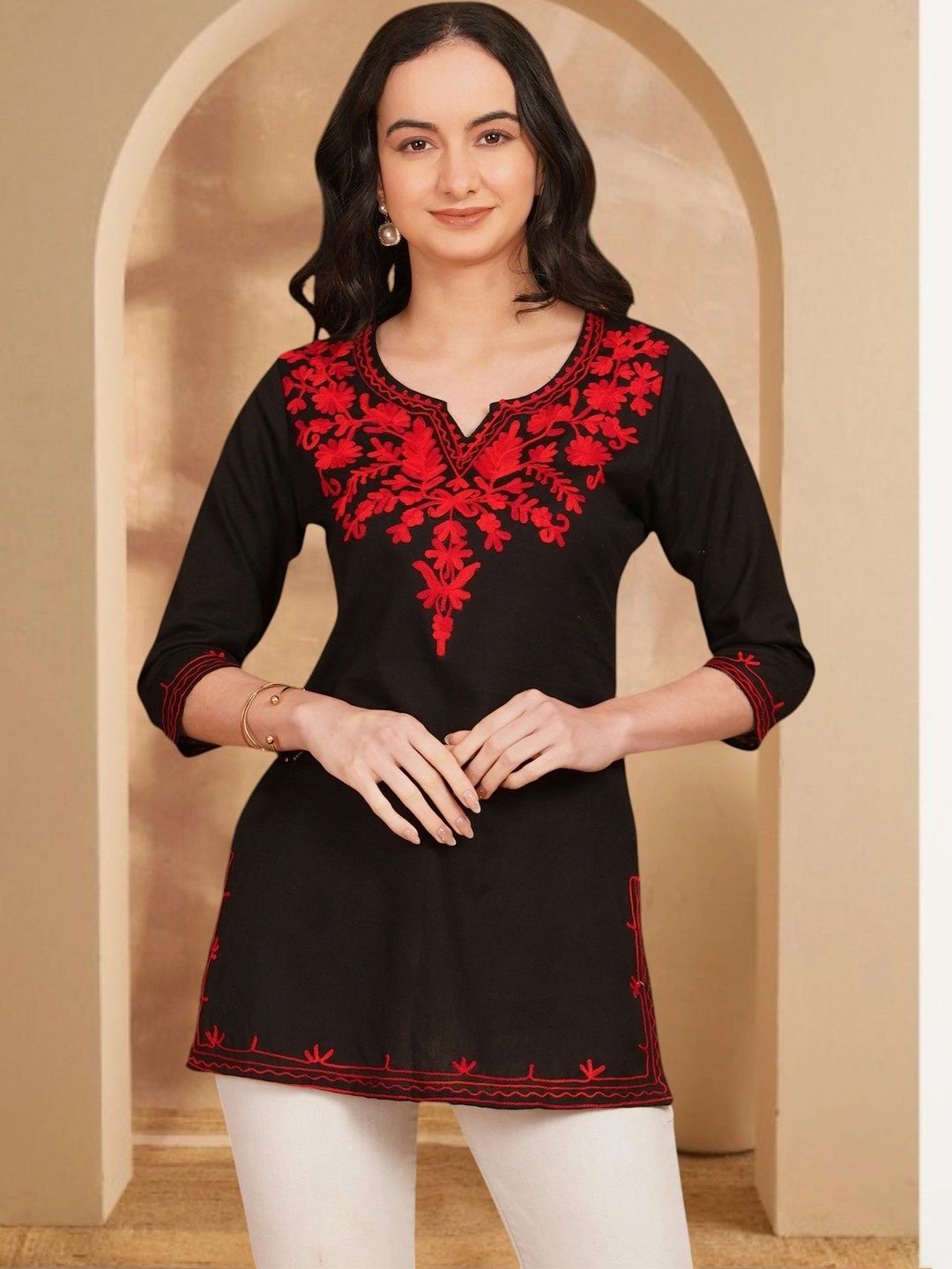 Anouk Rustic Ethnic Motifs Embroidered V-Neck Pure Cotton Blend Khadi Kurti-picture-23