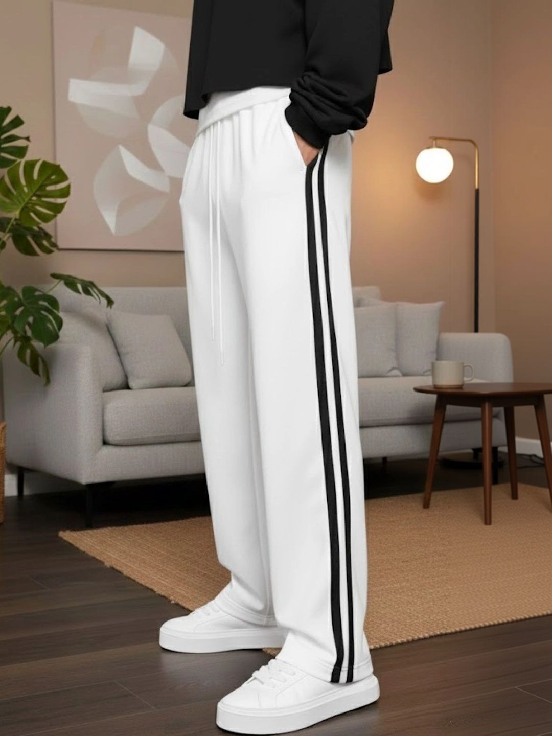 Daphne Maurier Men Regular Fit Colourblocked Training Track Pants-picture-37
