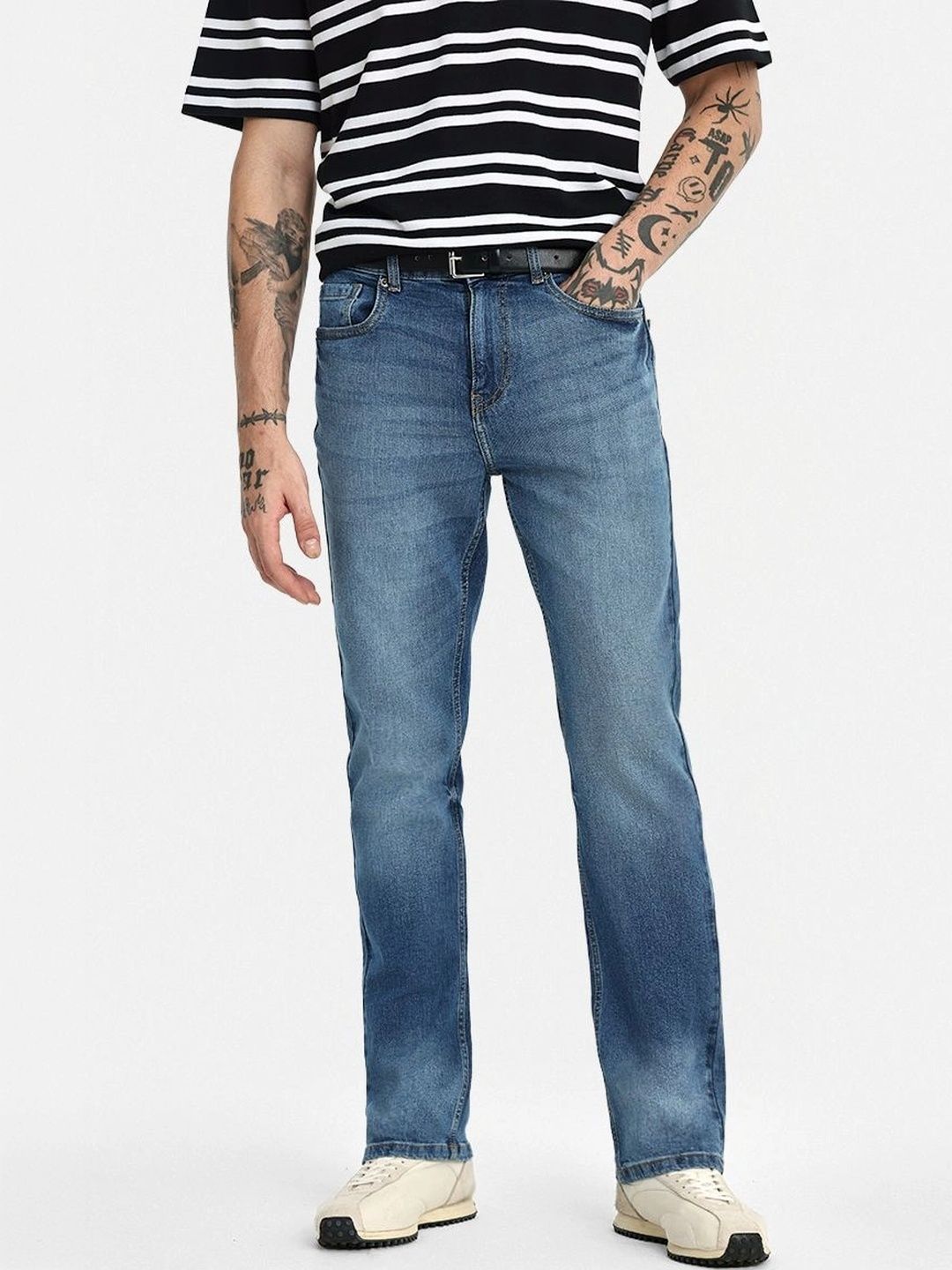Snitch Men Straight Fit Mid-Rise Low Distress Light Fade Stretchable Jeans-image-13