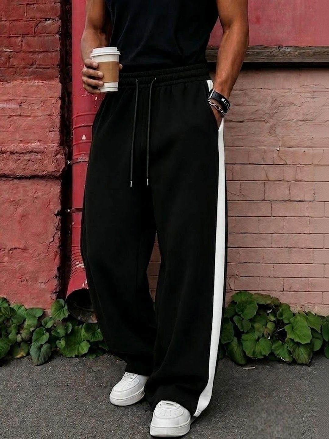 dockstreet Men Relaxed Fit Colourblocked Training Track Pants-picture-36