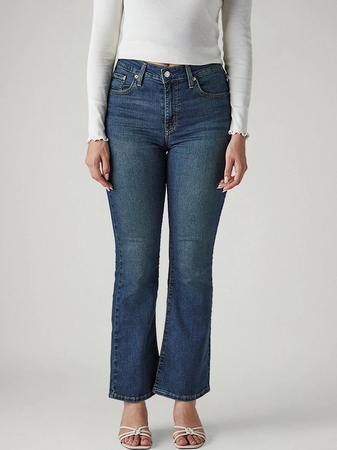 Levis Women Classic Bootcut Mid-Rise Light Fade Stretchable Jeans-picture-47