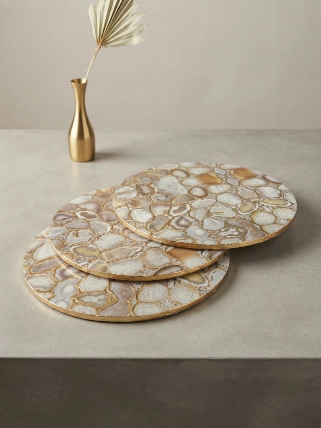 THE HOME CO. 3-Pcs Beige Printed Round Table Placemats-picture-28