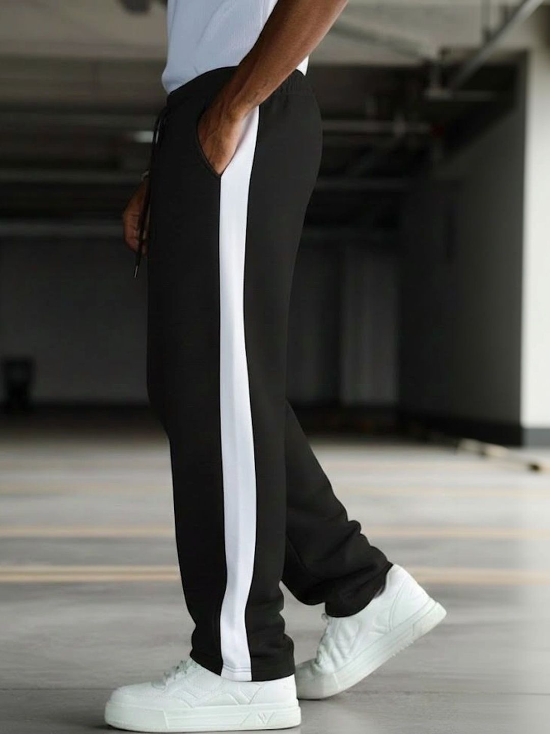 dockstreet Men Regular Fit Colourblocked Training Track Pants-picture-34