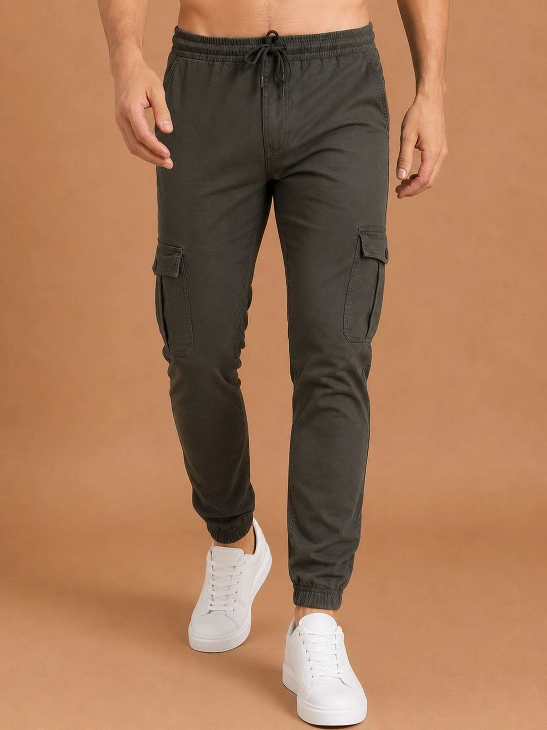 Roadster Men Smart Tapered Fit Easy Wash Cargos Trousers-picture-11