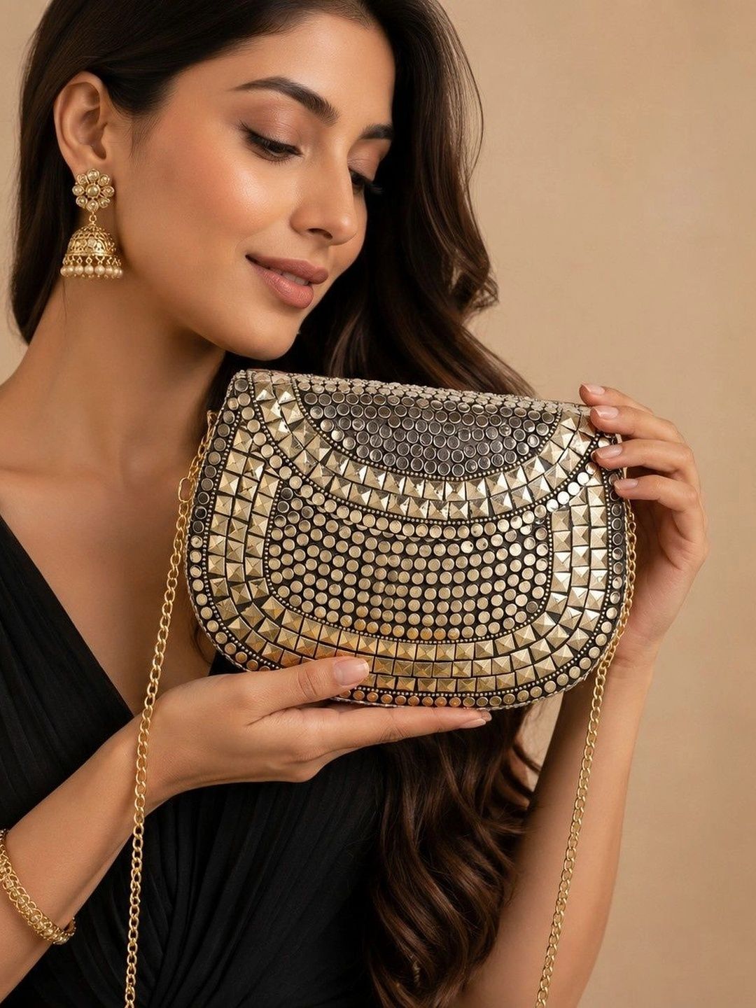 Sangria Textured Embellished Purse Clutch-picture-46