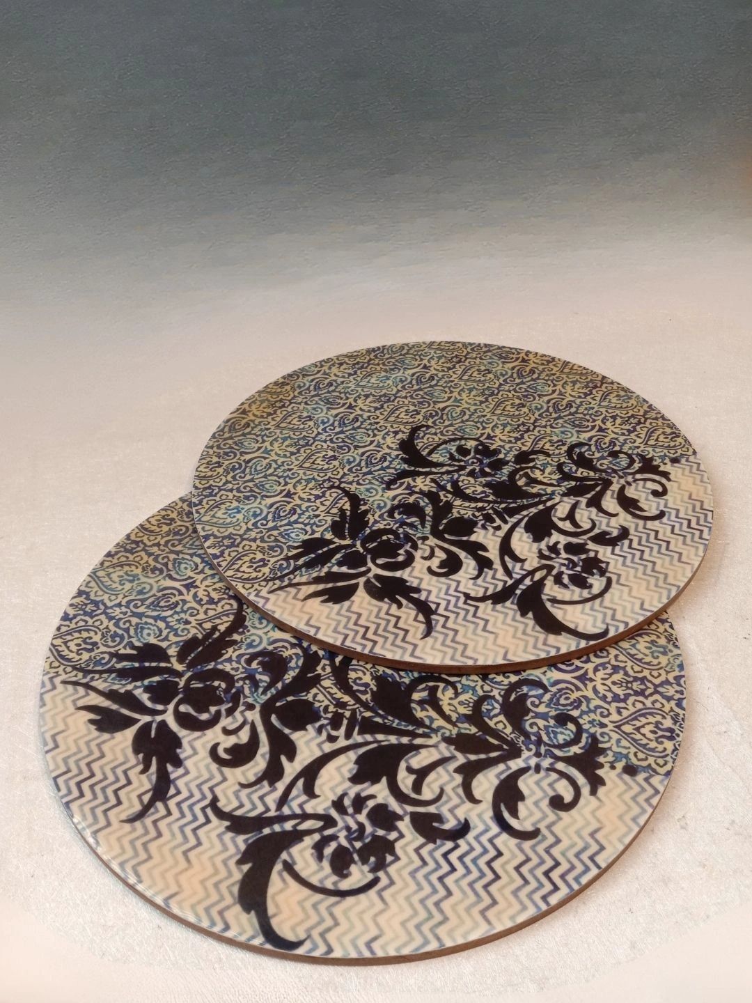 THE HOME CO. 2-Pcs Black & Blue Round Table Placemats-picture-36