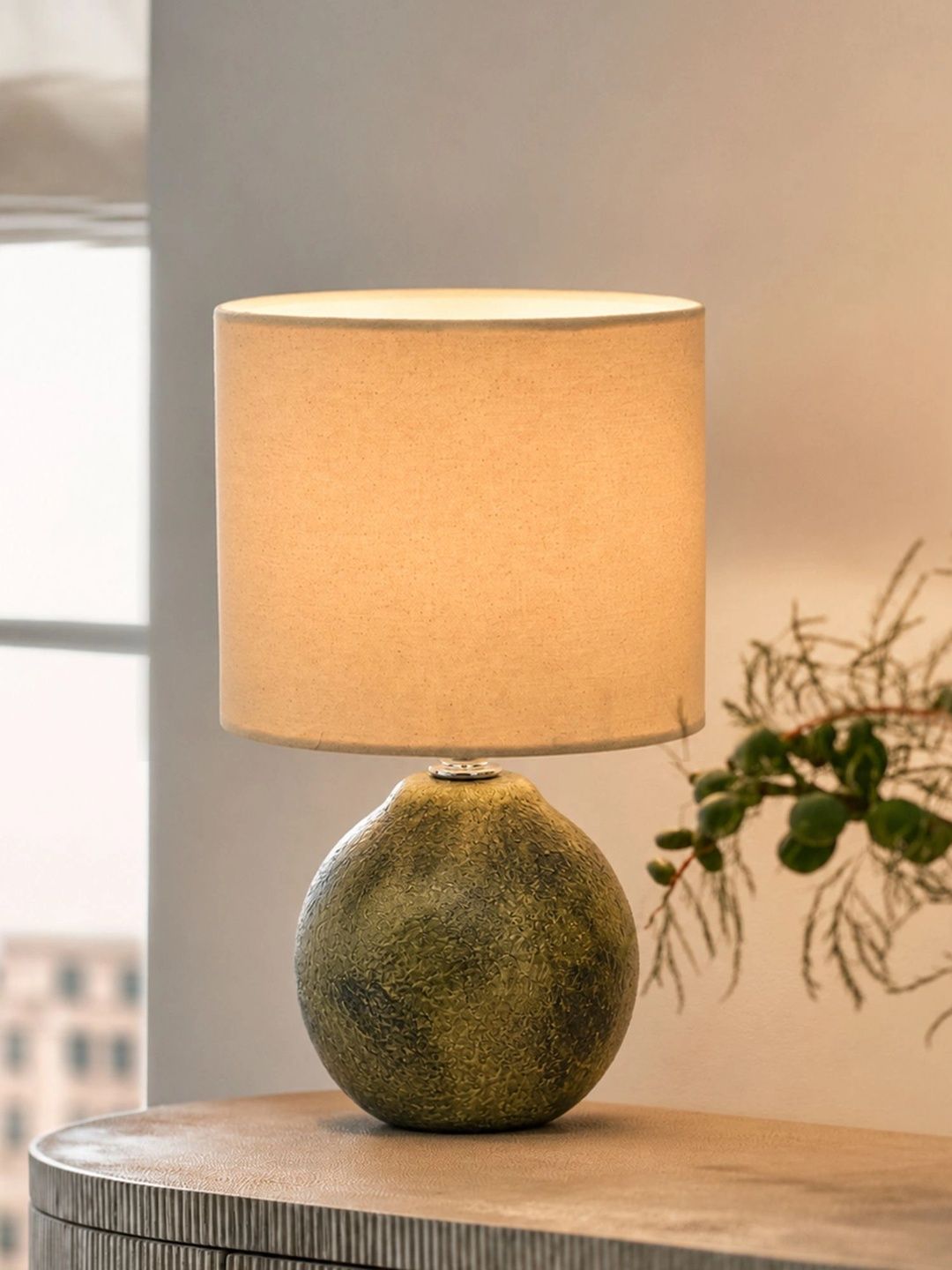 Glowhere Off White Textured Ceramic Industrial Spherical Table Lamp-picture-53