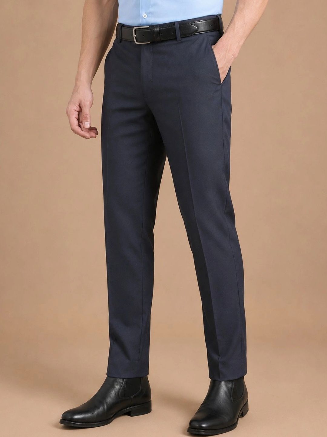 Roadster Men Relaxed Tapered Fit Easy Wash Pleated Trousers-picture-10