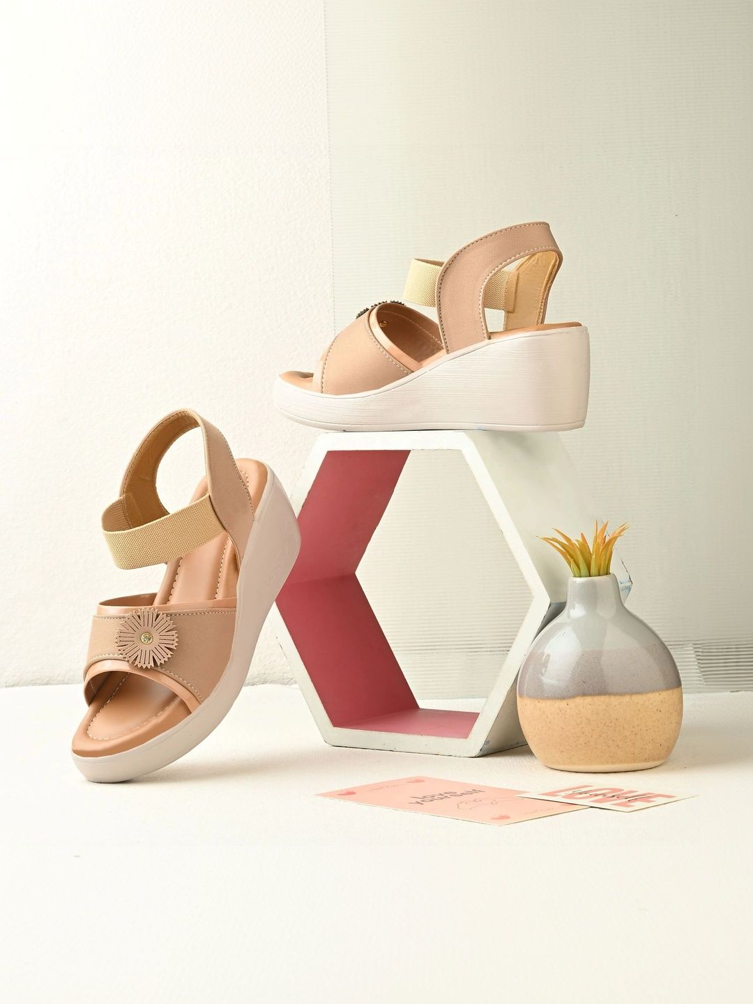 Roadster Colourblocked Platform Sandals-picture-11