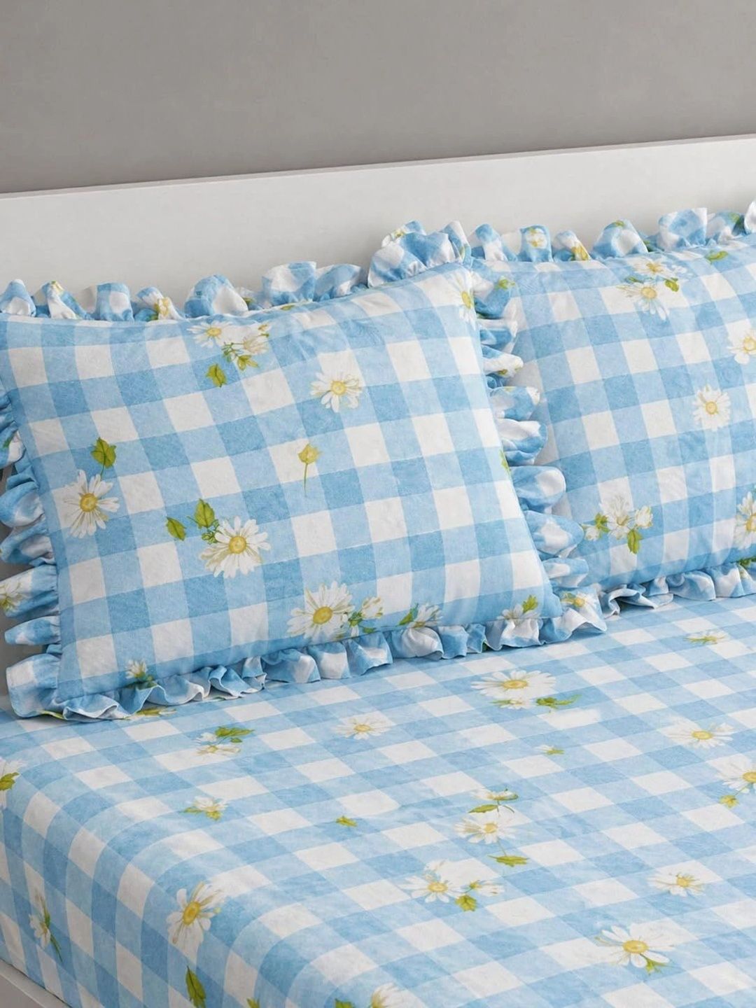 Aura Blue & White Floral 300 TC Bedsheet with 2 Pillow Covers-image-45