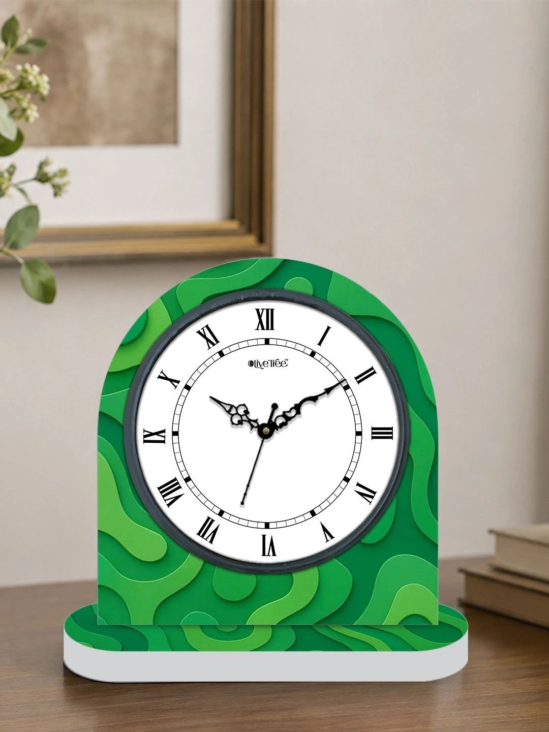 OLIVE TREE Green & White Printed Geometric Vintage Table Clock-picture-26