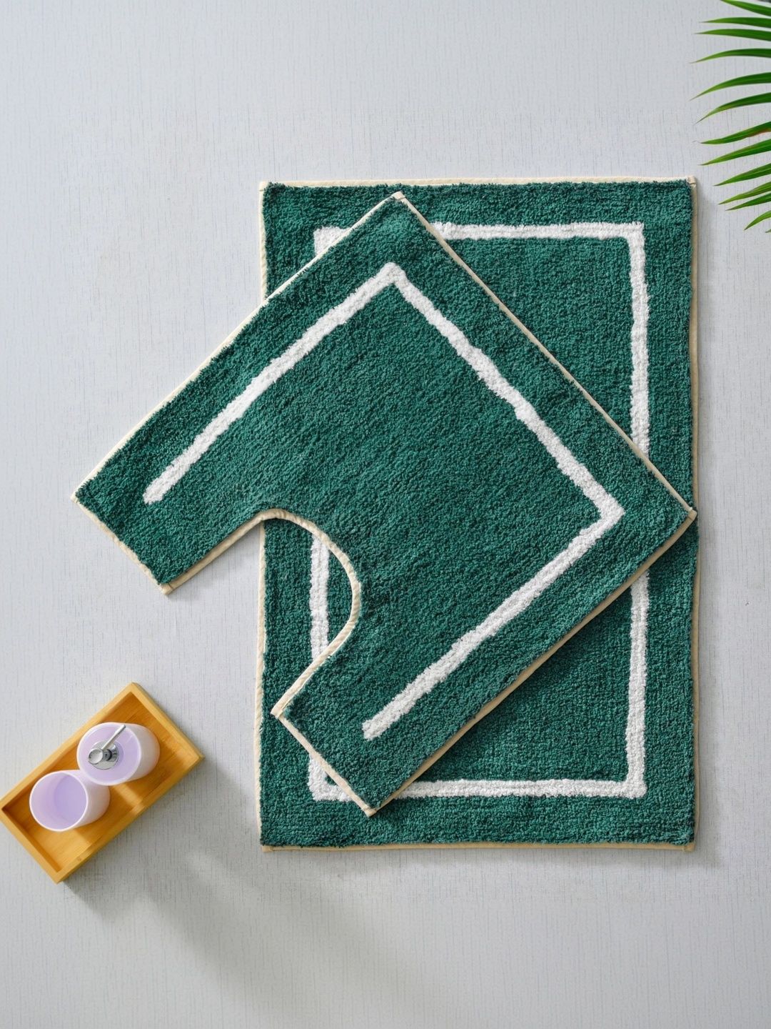 DECOVIA 2Pcs Dark-Green & White Self-Designed Cotton 2000-GSM Soft & Washable Bath Rugs-image-1
