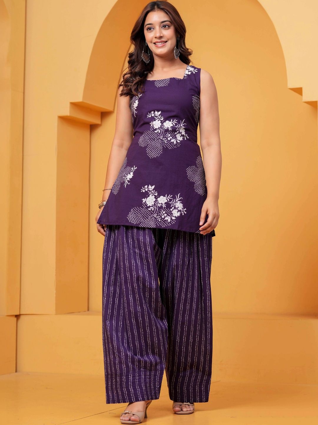 Sangria Women Floral Printed Regular Pure Cotton Kurti with Palazzos-picture-25