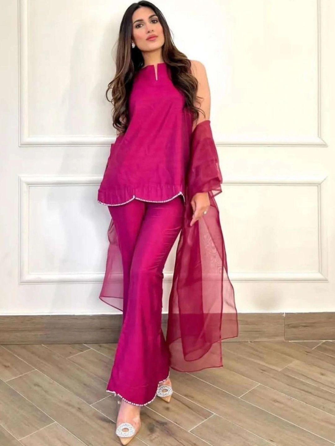 JANOI Women Regular Kurti with Trousers & With Dupatta-picture-22