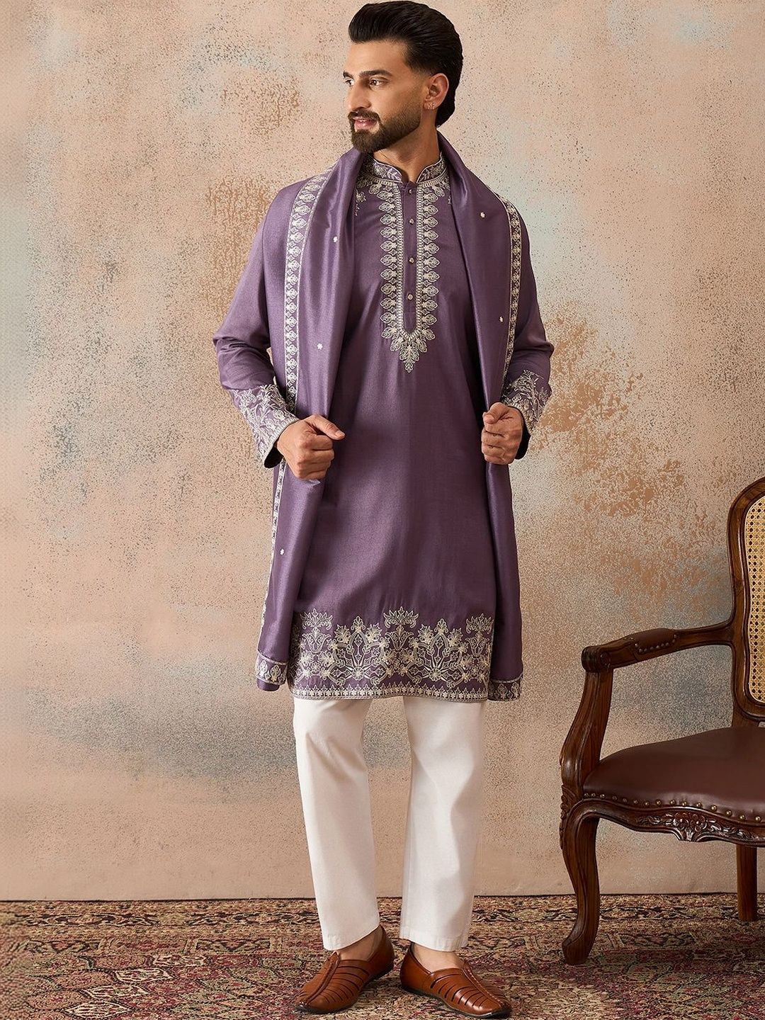 Ethnic Bay Men Embroidered Thread Work Kurta-image-44