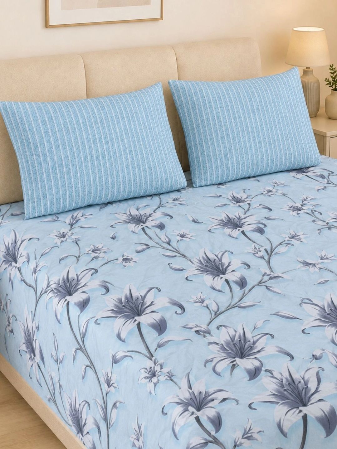 Florida Blue Floral 120 TC King Bedsheet with 2 Pillow Covers-picture-3