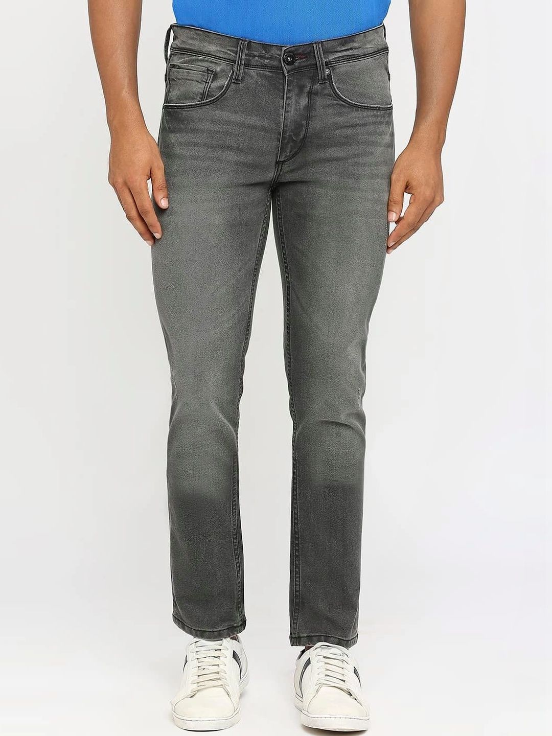 Basics Men Relaxed Fit Mid-Rise Low Distress Stretchable Jeans