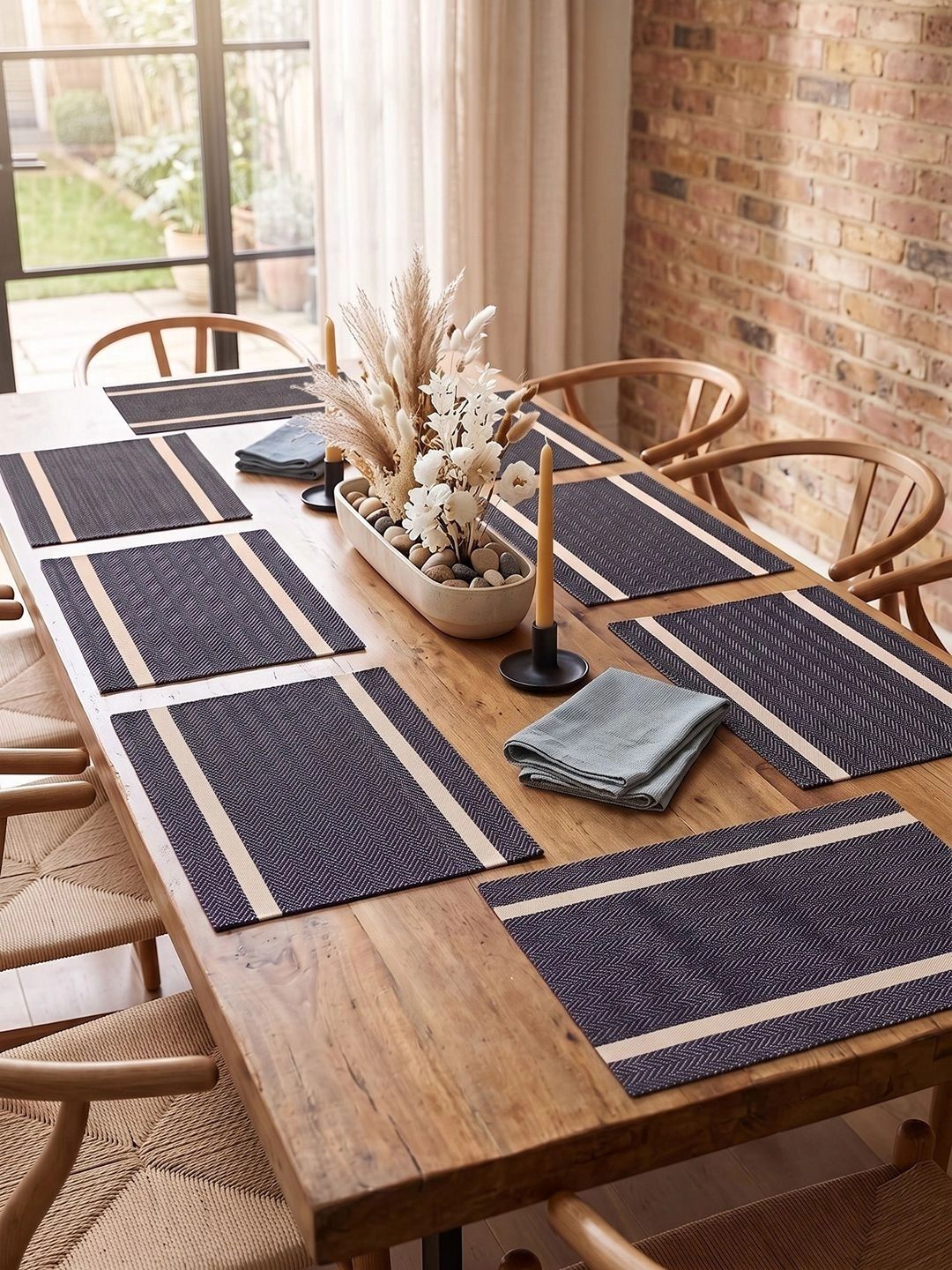 Myntra Elegant Homes 8-Pcs Black Striped Rectangle Table Placemats-picture-21