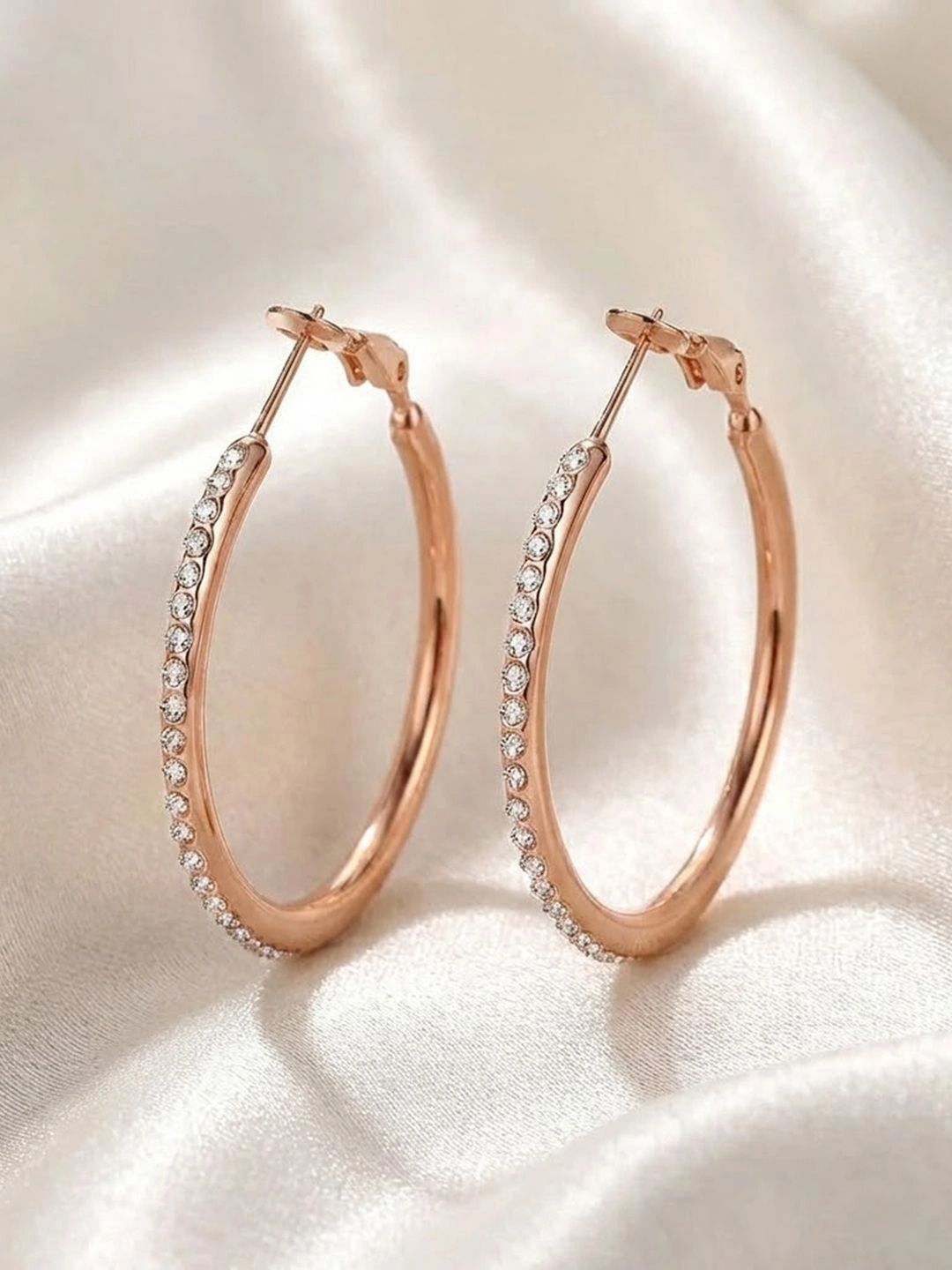 Peora Circular Hoop Earrings-picture-33