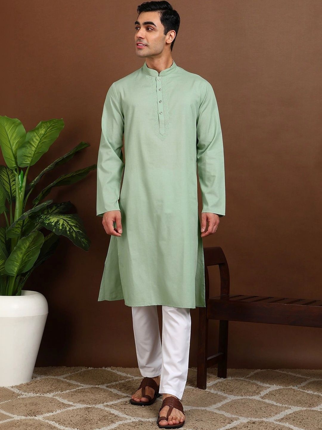 House of Pataudi Men Embellished Thread Work Kurta-picture-35