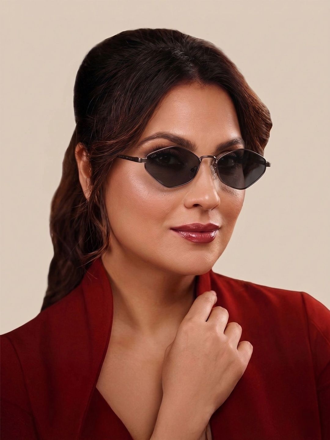 Vox Men Black Lens & Gunmetal-Toned Other Sunglasses with-image-4
