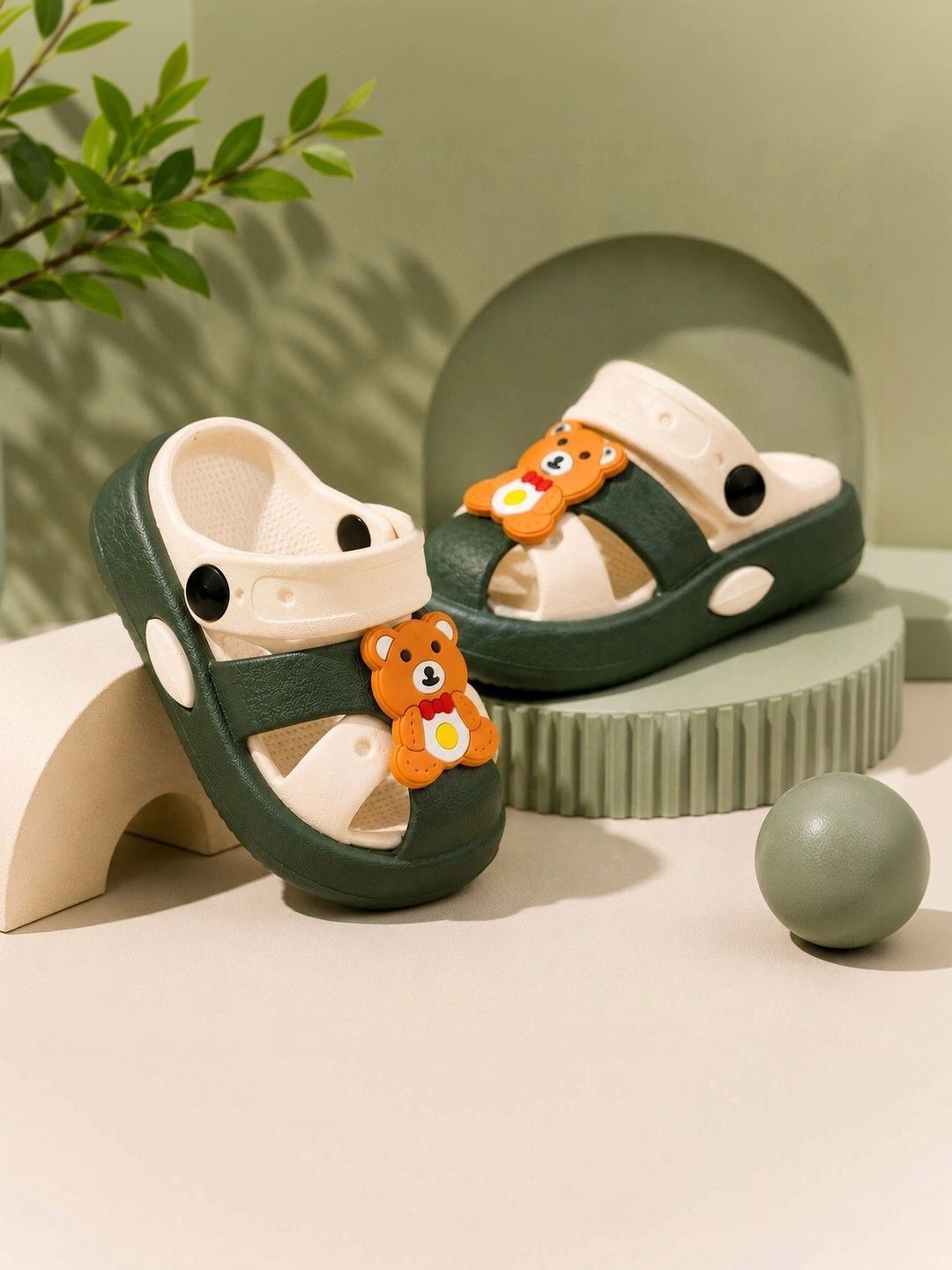 AMAEZO Unisex Kids Clogs Sandals-picture-10