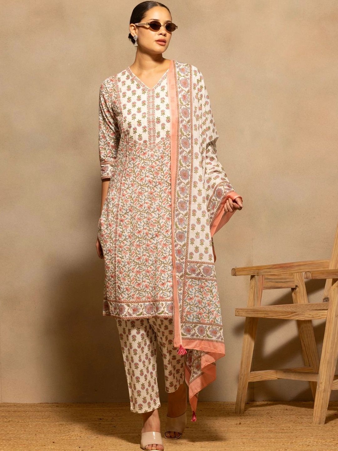 Sabhyata Women Floral Printed Regular Pure Cotton Kurta with Trousers & With Dupatta-picture-12