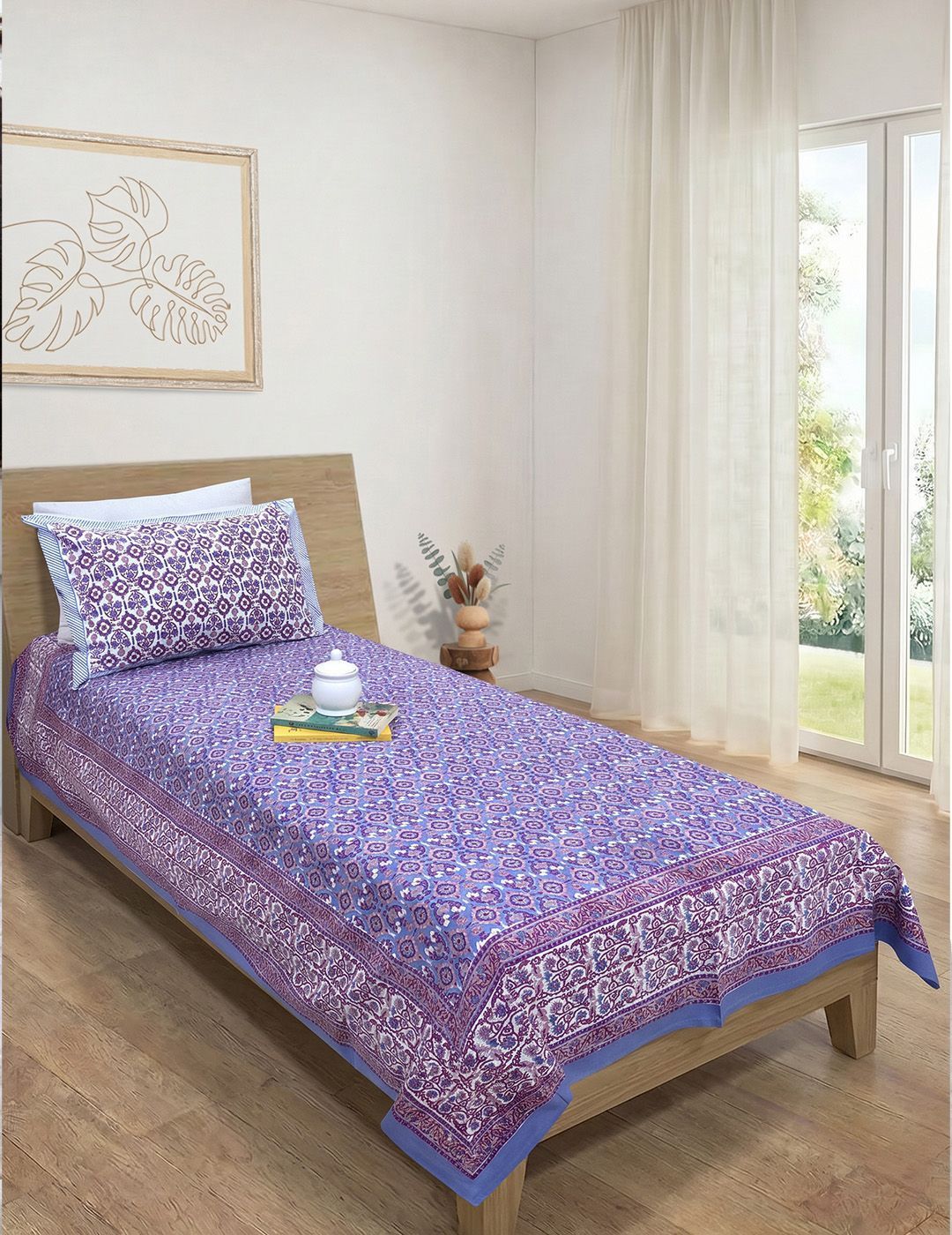 Toai Burgundy & Blue Geometric 300 TC Single Bedsheet with 2 Pillow