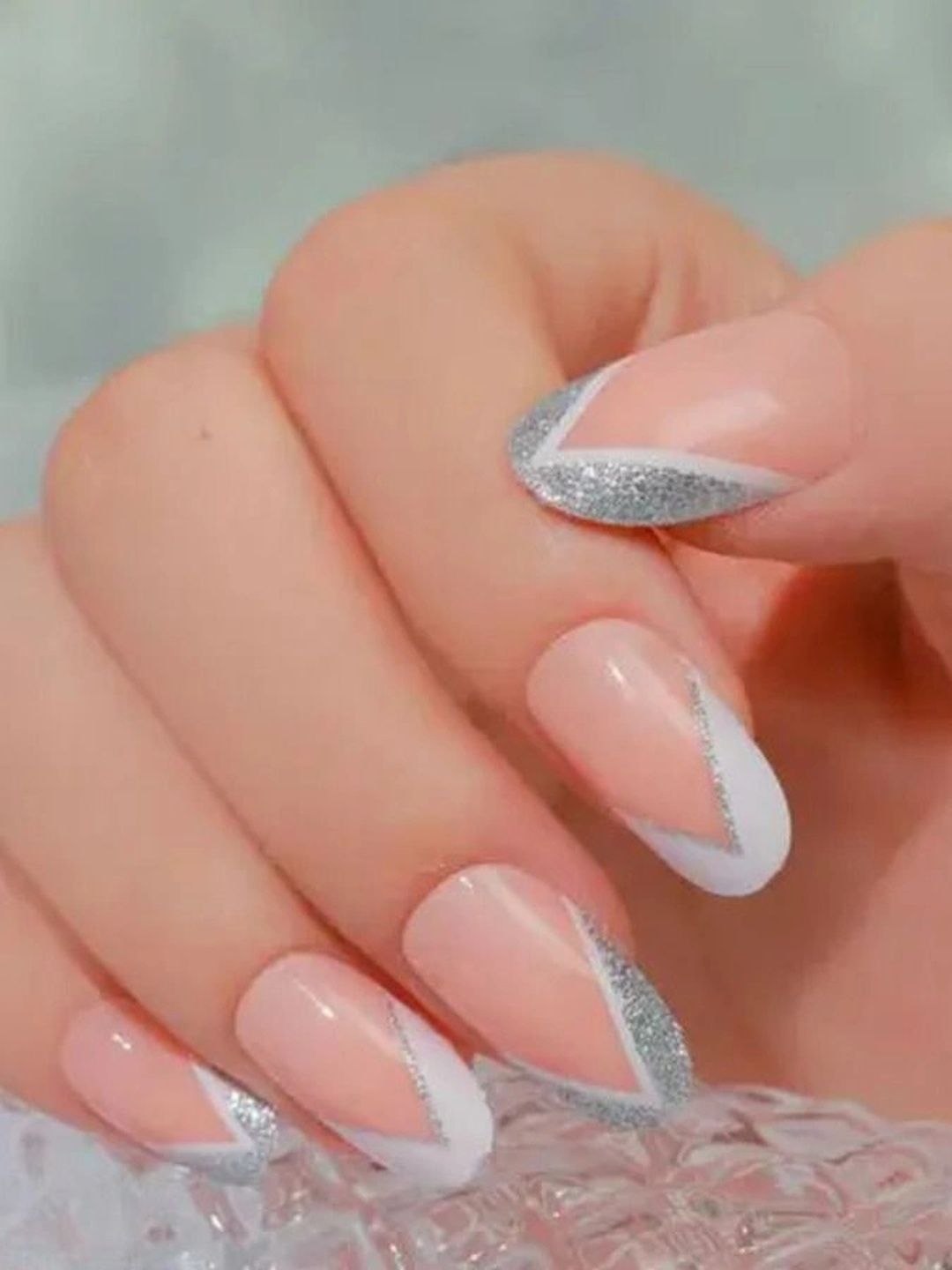 Vembley Set Of 24 Artificial Reusable Press On Nails -Silver Glitter With Manicure Design-picture-35