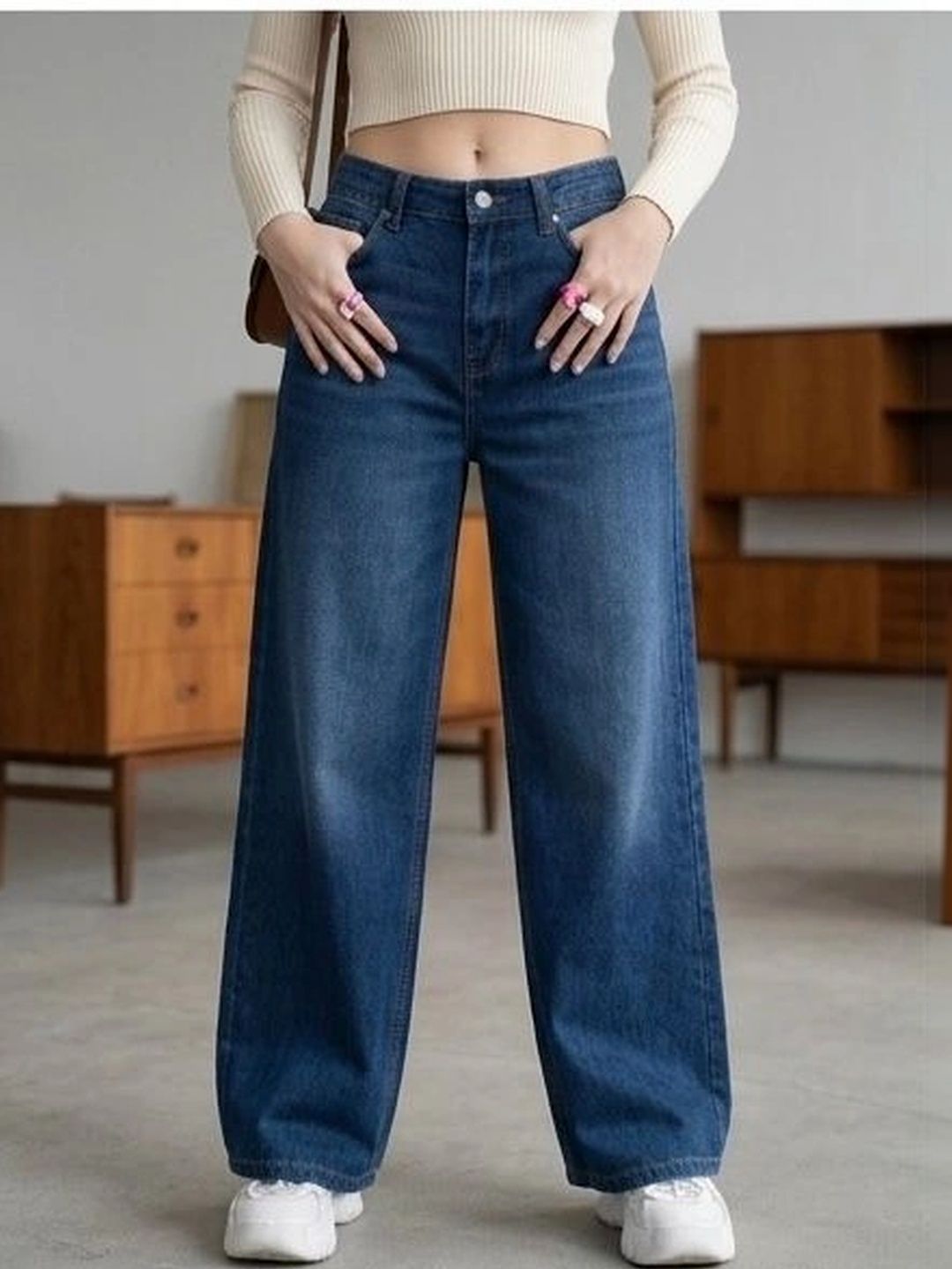 STRV Women Original Wide Leg High-Rise Light Fade Stretchable Jeans-picture-48