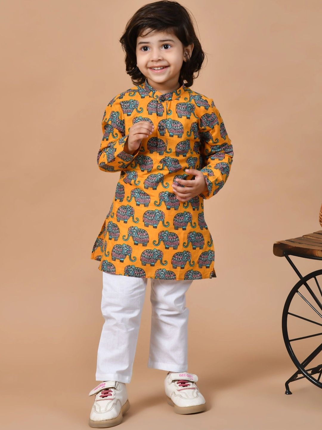 Sangria Boys Ethnic Motifs Printed Regular Pure Cotton Kurta with Pyjamas-picture-17