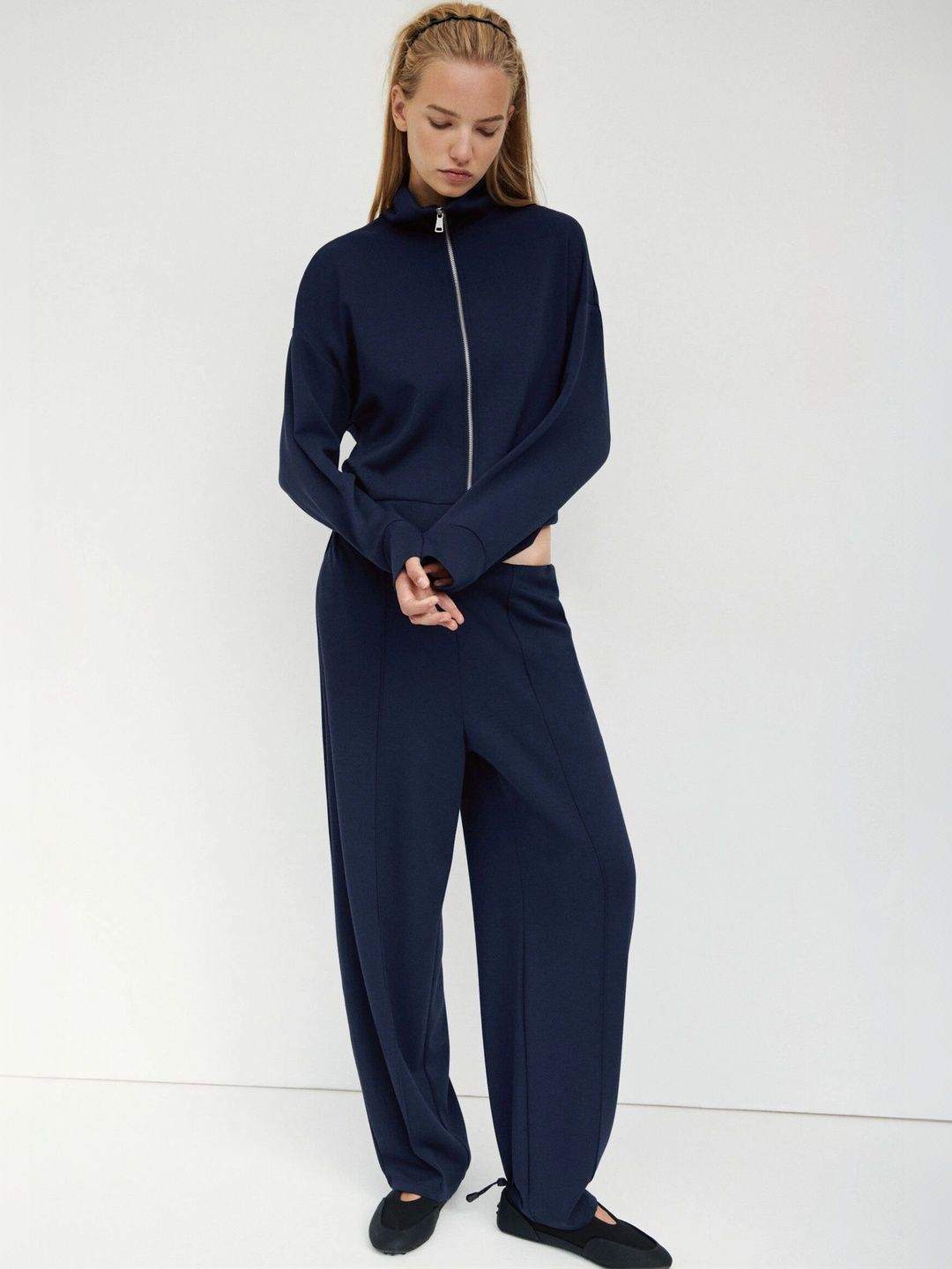 H&M Women Viscose-Blend Barrel Trousers-picture-22
