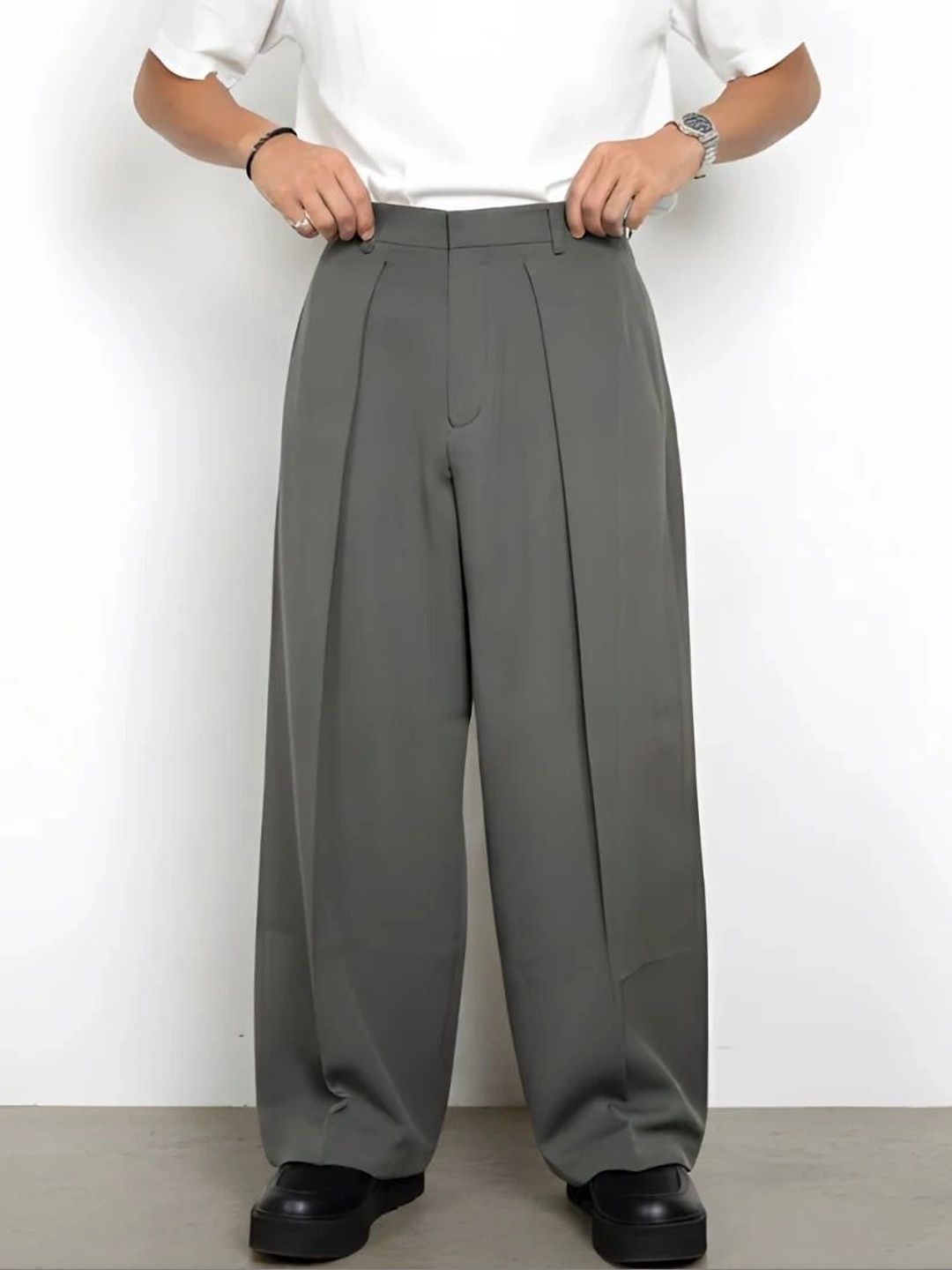 D'AVARRIO Men Relaxed Trousers-picture-11