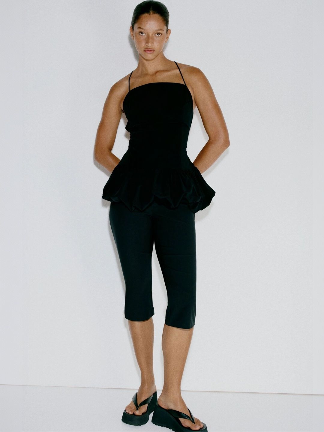 H&M Women Capri Trousers-picture-49