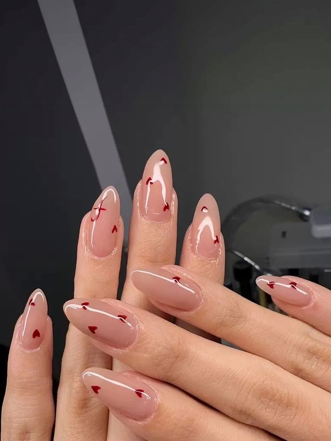 Vembley Set Of 24 Reusable Press On Nails - Red Heart-image-27