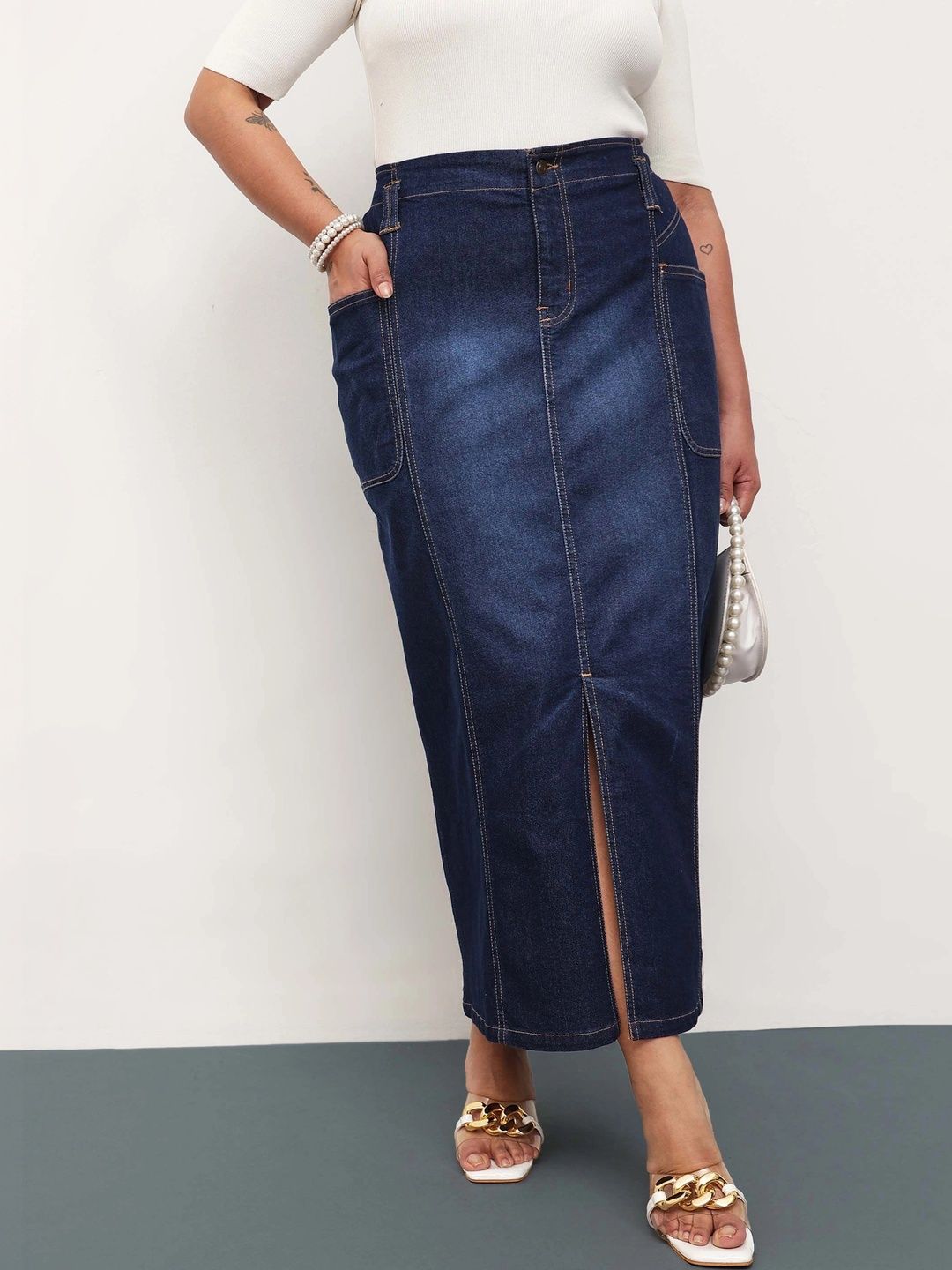 SASSAFRAS Curve Women Denim Washed Front Slit Midi Straight Skirt-picture-41