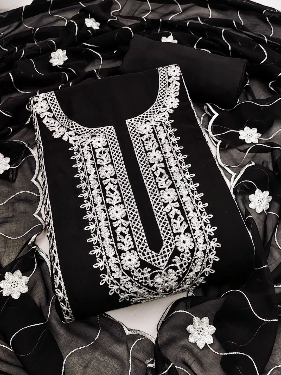 Moda Rapido Embroidered Unstitched Dress Material-picture-28