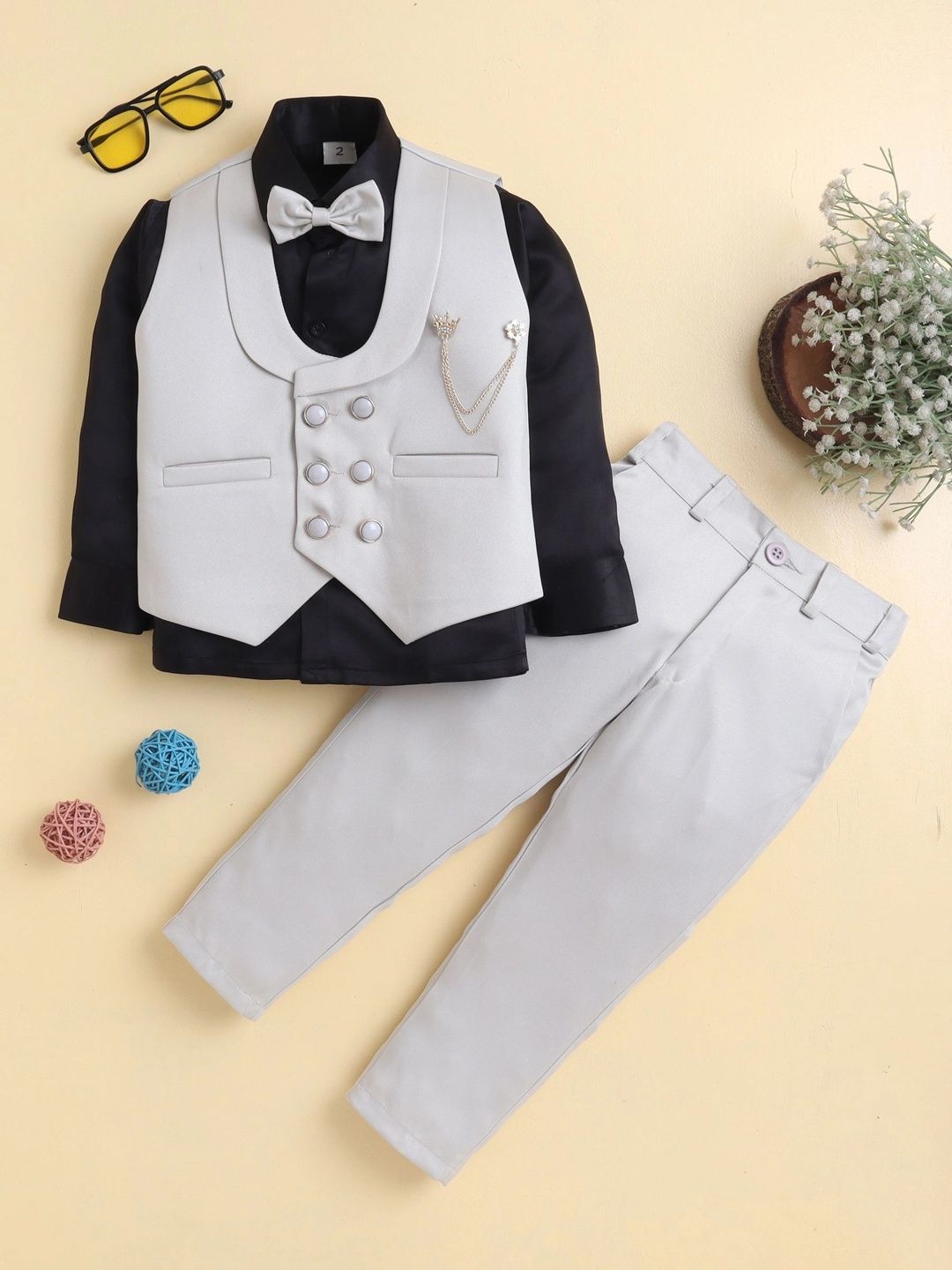 KALINI Boys Shawl Collar Double-Breasted Three Piece Suit-picture-30