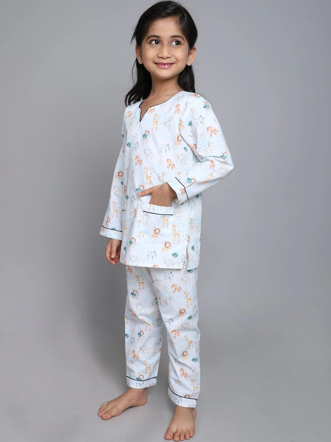 Little Clothings Girls Printed Night suit-picture-42